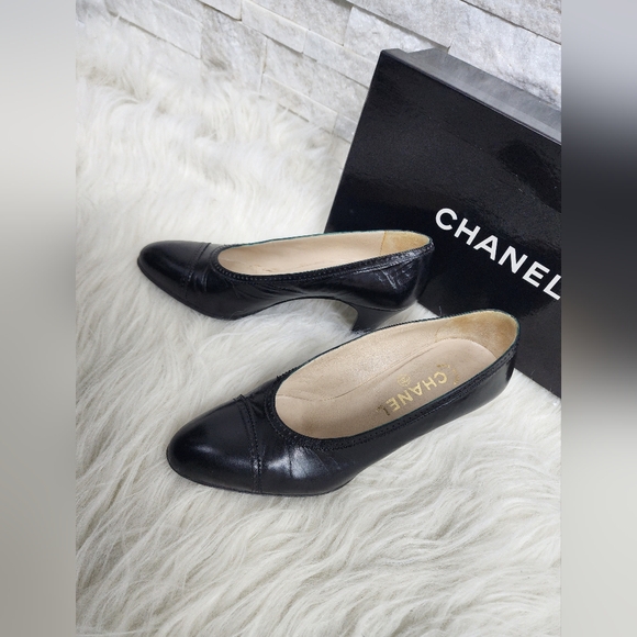 Auth Vintage 80s Chanel pump with patent - Picture 8 of 13